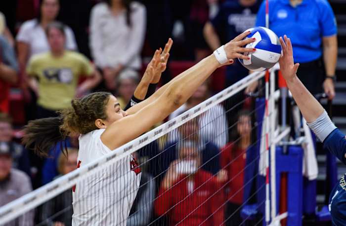 07_Bekka Allick_VB vs Georgia Tech NCAA Regional Semis 1207